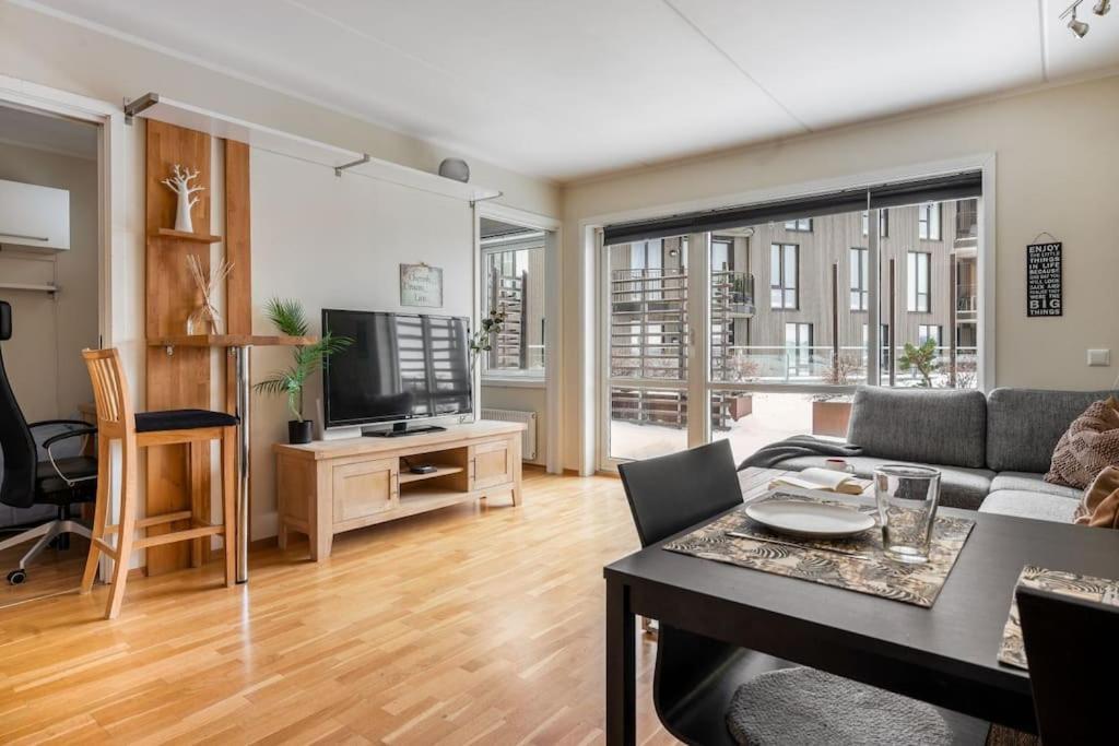 Apartamento Cozy Cove At Solsiden - 2Br Familyfriendly Trondheim Exterior foto